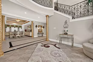 5303 Fenwick Way Ct, Sugar Land, TX 77479 - Photo 9