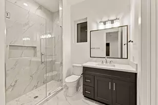 1110 Peden St, Houston, TX 77006 - Photo 27