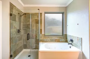 7 Maple Mill Ct, Conroe, TX 77301 - Photo 33