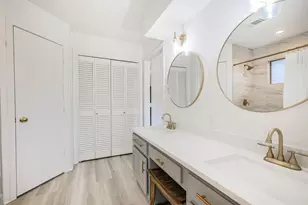 14211 Swiss Hill Dr, Houston, TX 77077 - Photo 17