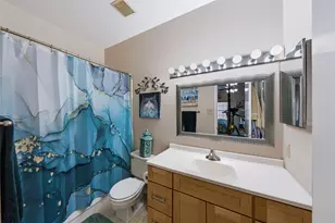 7325 Regency Square Ct, Houston, TX 77036 - Photo 23
