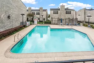 7325 Regency Square Ct, Houston, TX 77036 - Photo 3