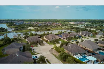 10102 Hooke Drive, Rosharon, TX 77583 - Photo 29