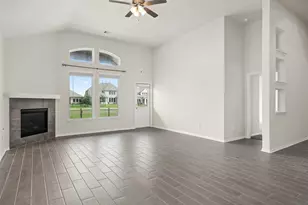 2733 Arbor Edge Crossing, Texas City, TX 77568 - Photo 11