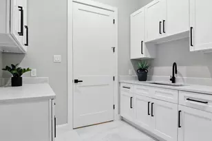 178 Wyndemere Dr, Montgomery, TX 77356 - Photo 9