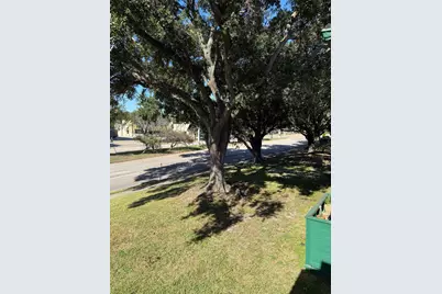 1516 Bay Area Boulevard #B4, Houston, TX 77058 - Photo 25