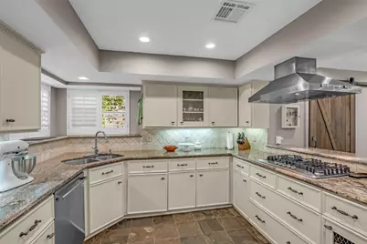 15018 Rose Cottage Drive, Houston, TX 77069 - Photo 9