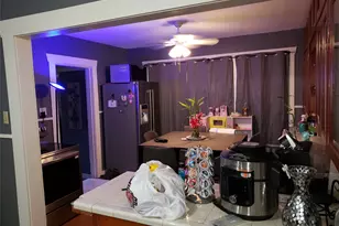 712 E Lobit St, Baytown, TX 77520 - Photo 5