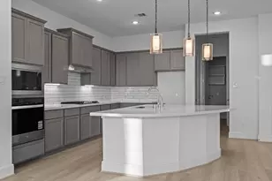 4818 Caspian Wave Dr, League City, TX 77573 - Photo 7