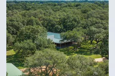 1426 Cr 2152, Rock Island, TX 77470 - Photo 39