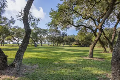 1426 Cr 2152, Rock Island, TX 77470 - Photo 7