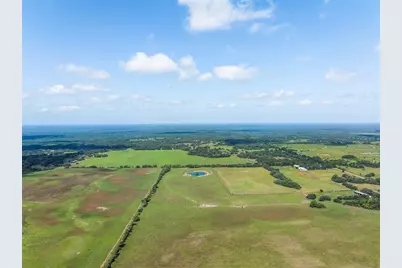 1426 Cr 2152, Rock Island, TX 77470 - Photo 31