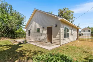 8717 Peachtree St, Houston, TX 77016 - Photo 21