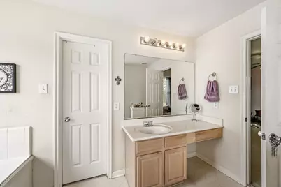 6614 Providence View Lane, Houston, TX 77049 - Photo 23
