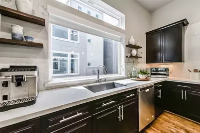 1306 Roberts Street, Houston, TX 77003 - Photo 15