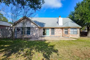 155 April Waters Dr W, Conroe, TX 77356 - Photo 19