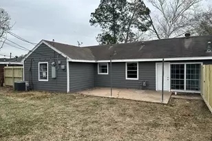 7301 Brockley Ln, Houston, TX 77087 - Photo 3