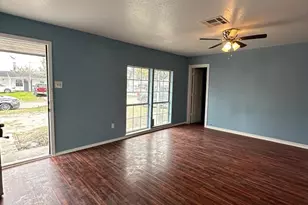 7301 Brockley Ln, Houston, TX 77087 - Photo 13