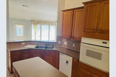 310 Annes Way, Stafford, TX 77477 - Photo 3