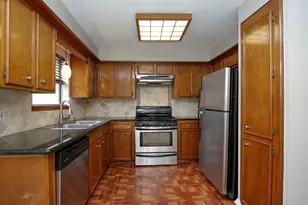 1 Greeningdon St, The Woodlands, TX 77381 - Photo 7