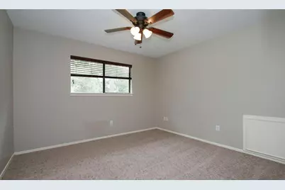 1 Greeningdon Street, The Woodlands, TX 77381 - Photo 13