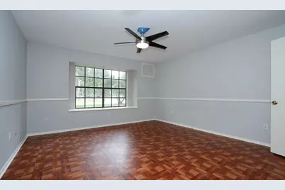 1 Greeningdon Street, The Woodlands, TX 77381 - Photo 9