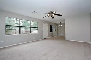 1 Greeningdon St, The Woodlands, TX 77381 - Photo 3