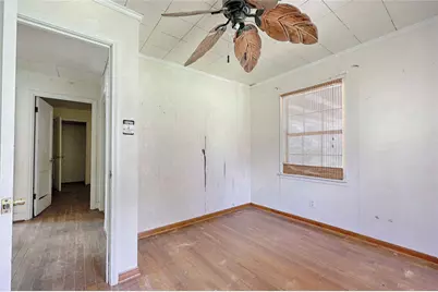 5810 Avenue E, Sheridan, TX 77475 - Photo 9