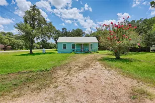 5810 Avenue E, Sheridan, TX 77475 - Photo 1