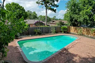 5530 Loch Lomond Dr, Houston, TX 77096 - Photo 25