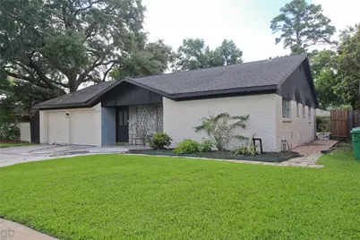 5530 Loch Lomond Drive, Houston, TX 77096 - Photo 1