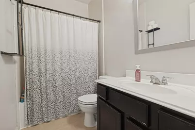 801 Harvard Pointe Drive, League City, TX 77573 - Photo 23