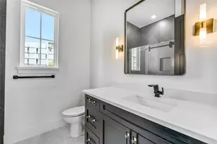 1907 Lauderdale St, Houston, TX 77030 - Photo 37