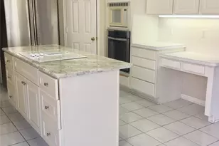 4804 Linden St, Bellaire, TX 77401 - Photo 3