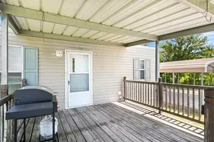 2422 Minks Rd, Wallis, TX 77485 - Photo 35