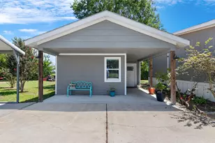 2422 Minks Rd, Wallis, TX 77485 - Photo 45