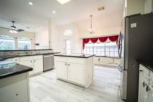 4503 Oak Valley Dr, Missouri City, TX 77459 - Photo 9