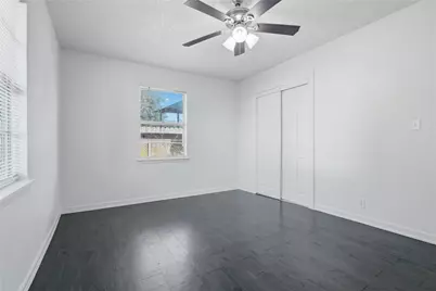 8430 Roundrock Drive #1, Houston, TX 77049 - Photo 27