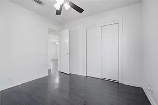 8430 Round Rock Dr, Houston, TX 77049 - Photo 29