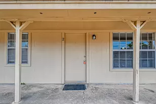 8430 Round Rock Dr, Houston, TX 77049 - Photo 37