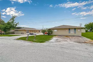8430 Round Rock Dr, Houston, TX 77049 - Photo 27