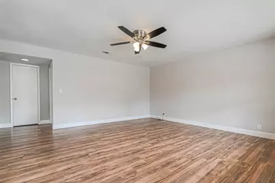 8430 Roundrock Drive #1, Houston, TX 77049 - Photo 19