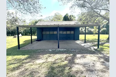 1207 Half Moon Drive, Wharton, TX 77488 - Photo 5