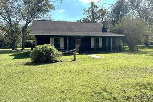 1207 Half Moon Dr, Wharton, TX 77488 - Photo 3