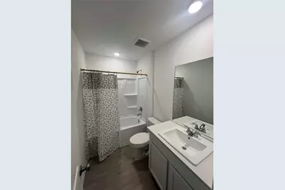 520 Commander Abbott Drive, Jarrell, TX 76537 - Photo 15