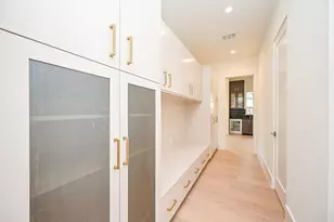 2247 North Blvd, Houston, TX 77098 - Photo 11