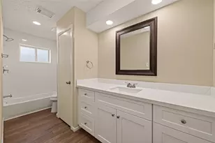2305 Kingsway Dr, League City, TX 77573 - Photo 17