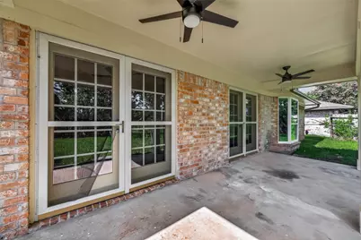 2305 Kingsway Drive, League City, TX 77573 - Photo 25