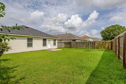 8006 Ginger Park Drive, Baytown, TX 77521 - Photo 31