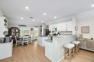 7206 Oakmont Ave, Baytown, TX 77523 - Photo 9